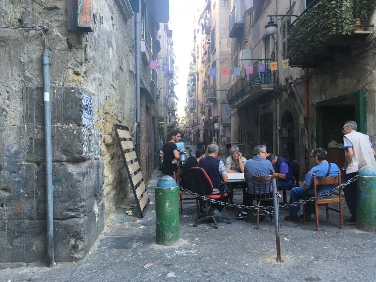 Joueurs de cartes - quartiers espagnols - Naples