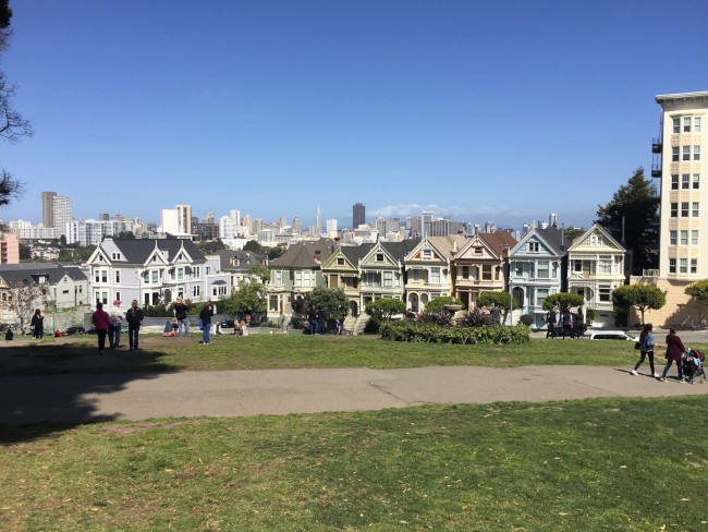 Seven Painted Ladies et buildings - SF